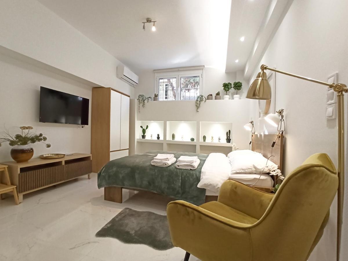 Mikalis Studio Athens Luaran gambar