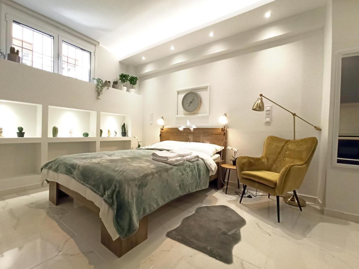 Mikalis Studio Athens Luaran gambar