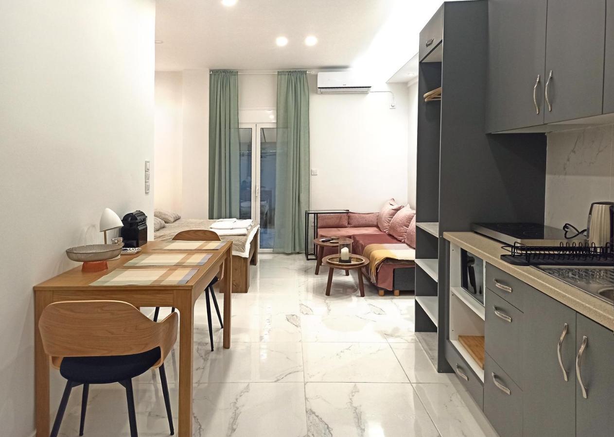 Mikalis Studio Athens Luaran gambar
