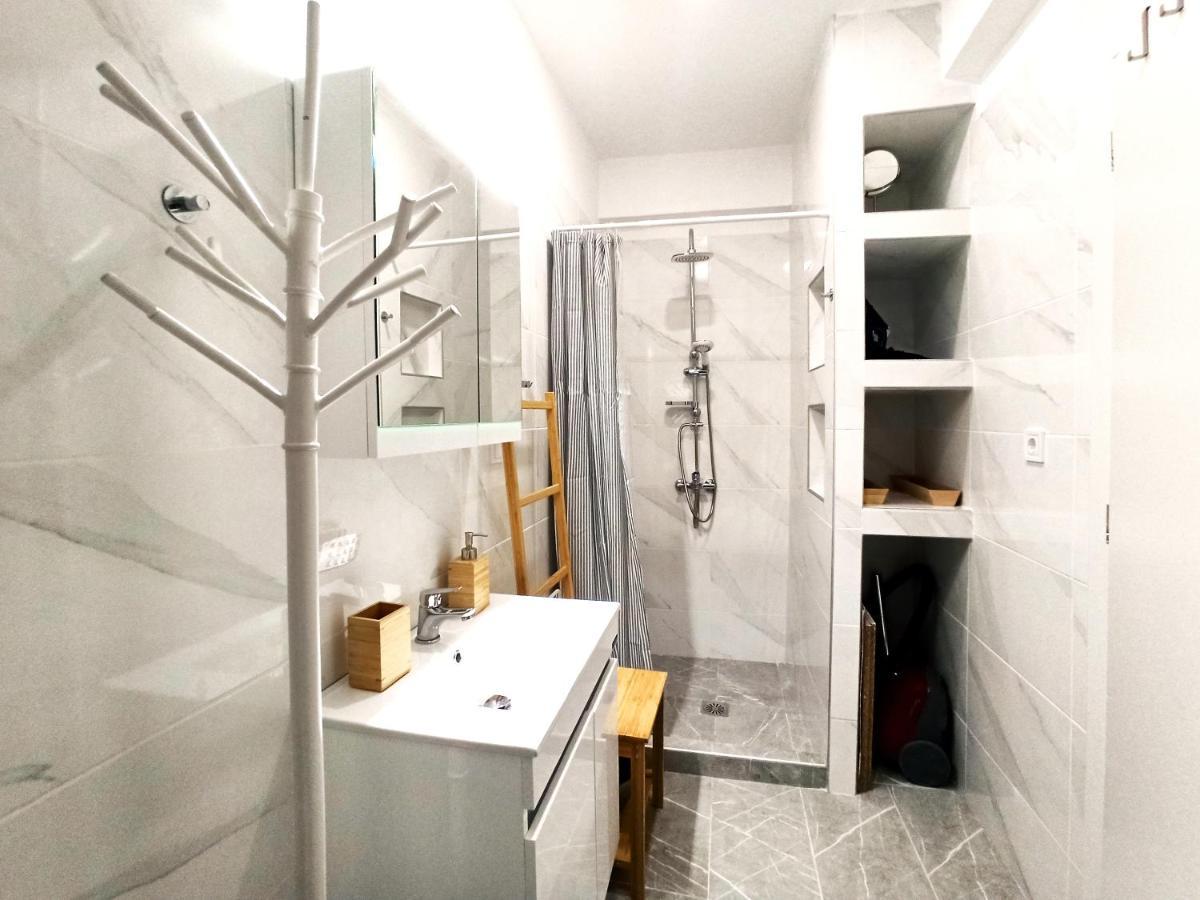 Mikalis Studio Athens Luaran gambar